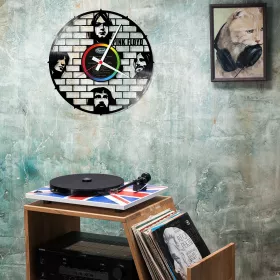 Hodiny nástěnné vinylové černé Pink Floyd