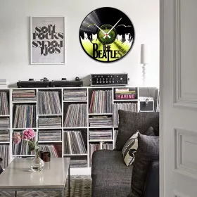 Hodiny nástěnné vinylové černé The Beatles Gold Edition