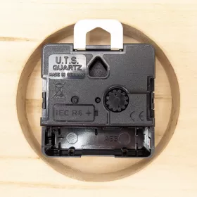 Hodiny nástěnné dřevěné bílé s partiturou a notami Smetana Hodiny nástěnné dřevěné bílé s partiturou a notami Smetana