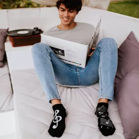 Ponožky nízké černobílé houslový klíč s notami